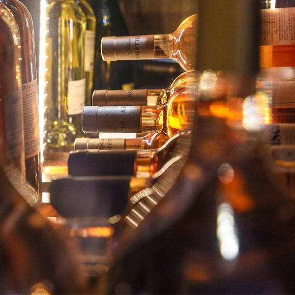 Cave - La Côte de Boeuf - Restaurant Marseille - restaurant Provencal Marseille